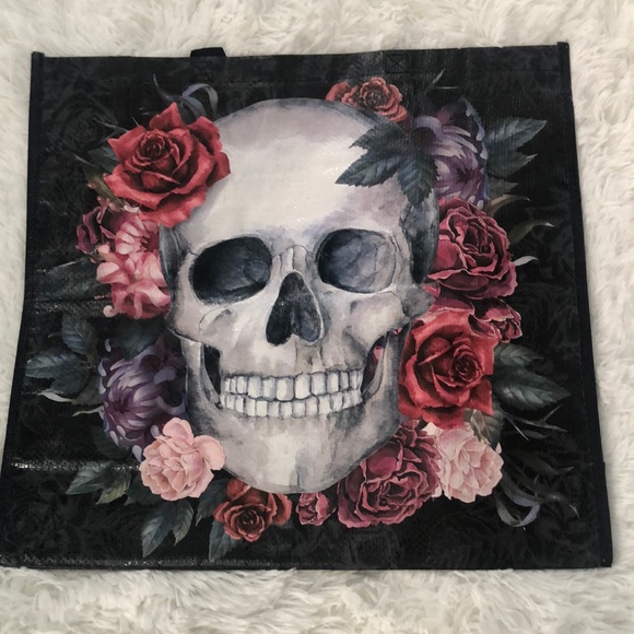 The Christmas Tree Shop Scull Reusable Shopping Bag NWT - Picture 1 of 7